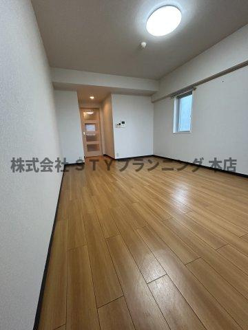 仲介手数料０円！WELLコート山手の居間・リビング