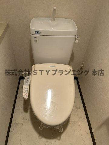 仲介手数料０円！WELLコート山手のトイレ