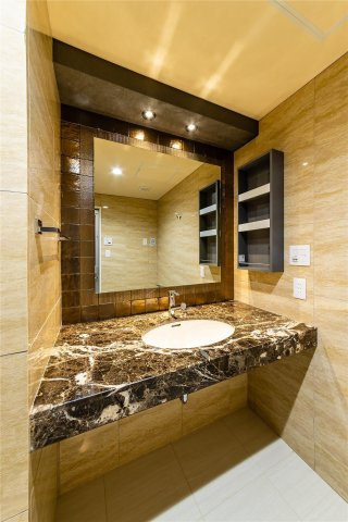 ヒルズレジデンシャルS12の独立洗面台