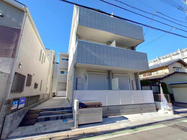 セレーノ西浦和の外観