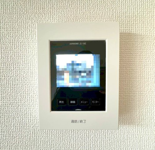 「石田」駅徒歩２０分◆収納充実＆家事動線良好な４ＬＤＫ◆完成済みで即入居OK◆伏見区日野西大道町２期のセキュリティ|TVモニター付きインターホン