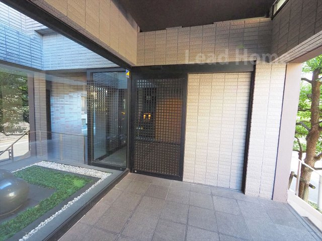 【エントランス】 | Ｄ＇グランセ駒沢大学