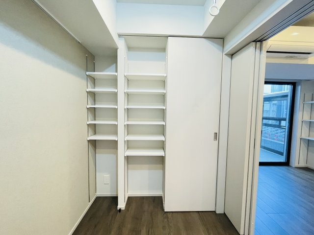 SYFORME OMIYAの洋室|101号室（A´type）のお写真です（カラータイプが異なる場合がございます）