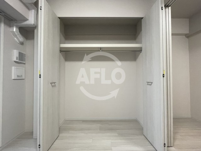 Metrosa京町堀（メトローサキョウマチボリ）の収納|Metrosa京町堀　クローゼット