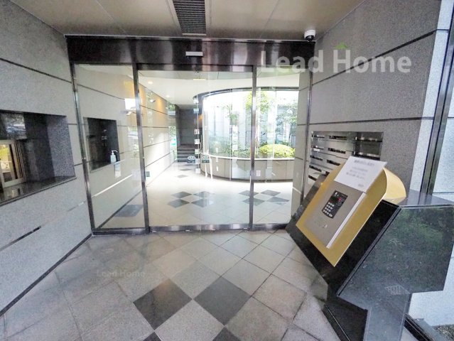 【エントランス】 | ストークグラン深沢