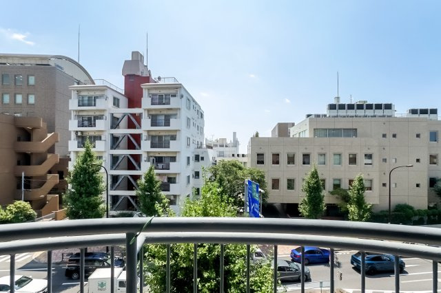【展望】 | パシフィックニュー自由が丘 | 4階住戸につき陽当たり良好！