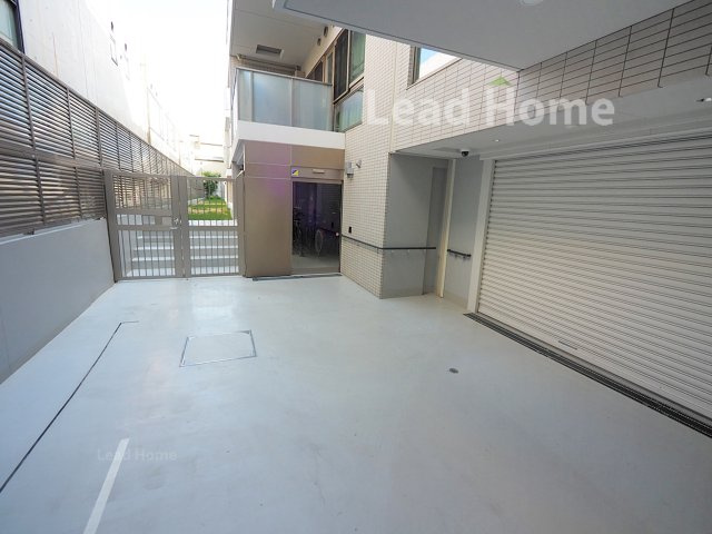 【駐車場】 | ピアース用賀