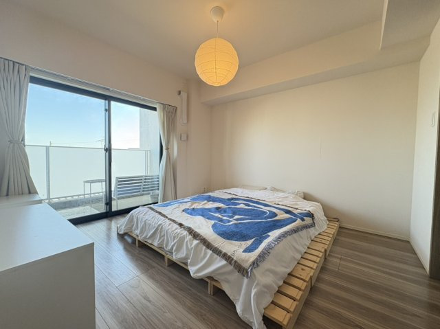 【洋室】 | プレシス三軒茶屋