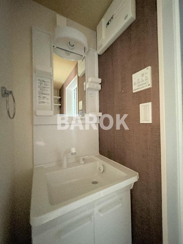 福岡市中央区唐人町２丁目のアパートの洗面所