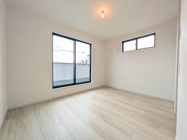 八王子市　富士見町　新築一戸建て　６期の寝室|～2階9.0帖の主寝室　ベッドなど大型家具のレイアウトもしやすい広さです～