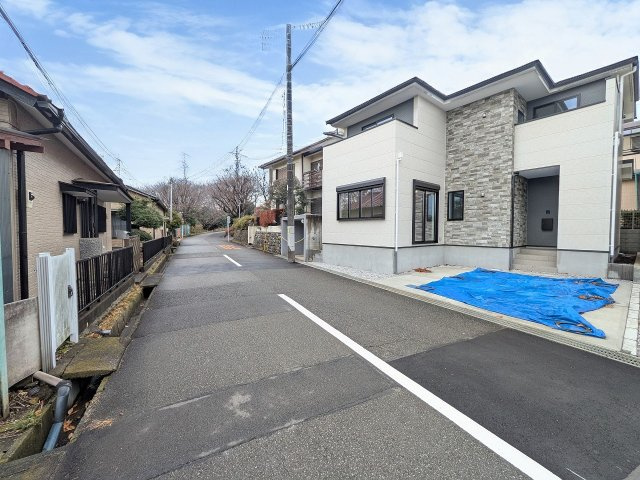 八王子市　富士見町　新築一戸建て　６期の前面道路含む現地写真|～前面は南6ｍ道路、陽当たり良好・駐車もしやすいです～