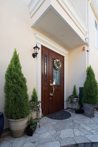 【玄関】 | 世田谷区野毛2丁目 | ゆとりある広さの玄関