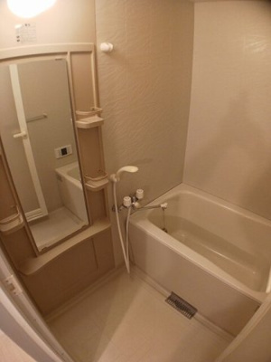 【浴室】 | フォンテーヌ | お風呂で日々の疲れを落としましょう