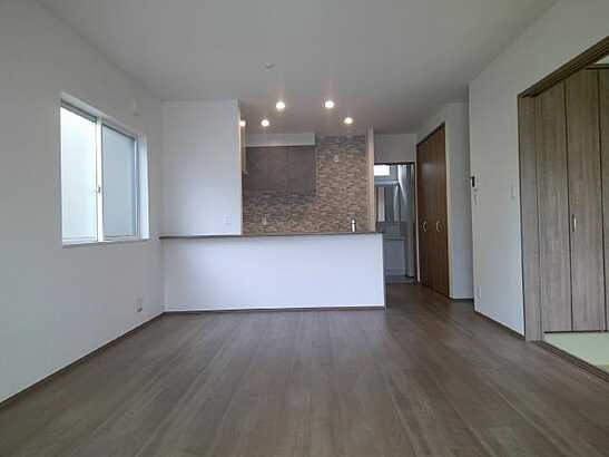 【居間・リビング】