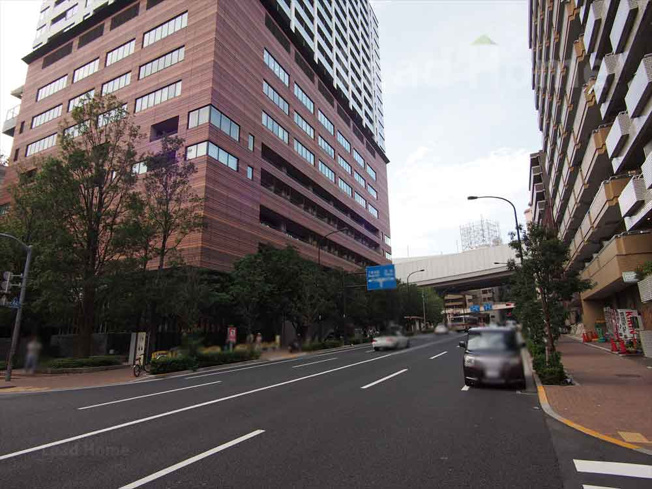 【その他】 | クロスエアタワー | 前面道路