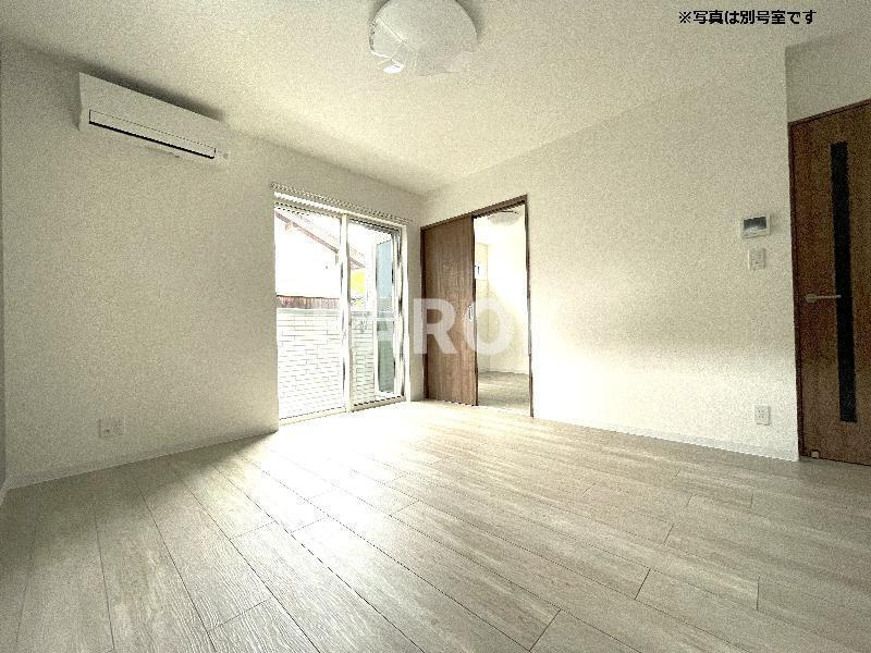 福岡市西区小戸５丁目のアパートの居間・リビング