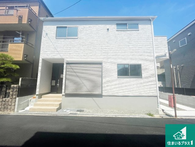 高槻市大塚町　第1期　新築一戸建ての外観|安心の10年保証！外観を美しく保ち、雨水で汚れを落とします！気になることがありましたら、お気軽にお問い合わせください！