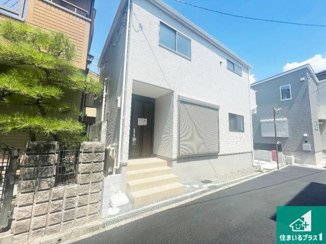 高槻市大塚町　第1期　新築一戸建ての外観|お客様に長く安心して住んでいだだける事にこだわった家づくり！住んでからのアフターサービスにもしっかりと取り組んでいます！