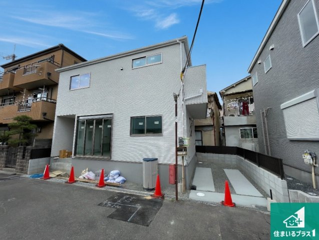 高槻市大塚町　第1期　新築一戸建ての外観|現在の進捗状況です！順調に作業進行中、完成が待ち遠しいです！詳細の間取り等、お気軽にお問い合わせください！