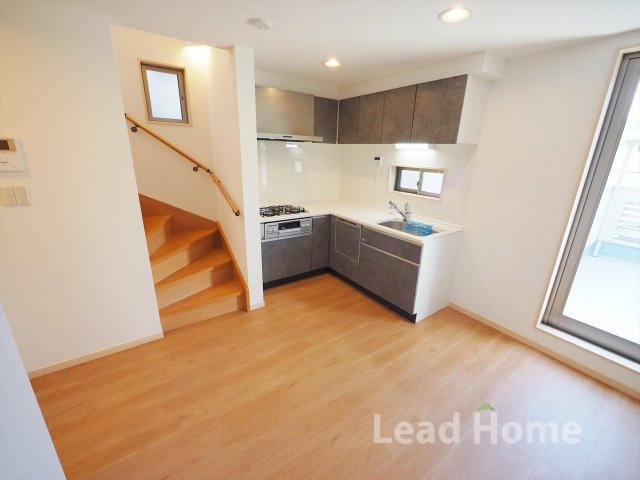 【キッチン】 | 目黒区中町1丁目 | 使い勝手の良いL字型システムキッチン。2025年7月キッチン交換済み。