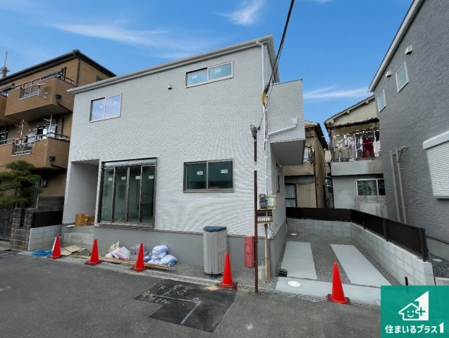 25(土)26(日)29(祝)現地説明会　高槻市大塚町　限定1邸の外観|現在の進捗状況です！順調に作業進行中、完成が待ち遠しいです！詳細の間取り等、お気軽にお問い合わせください！