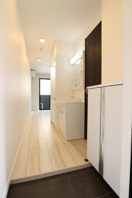 【内装】 | コモドスタイル大塚 | 玄関 