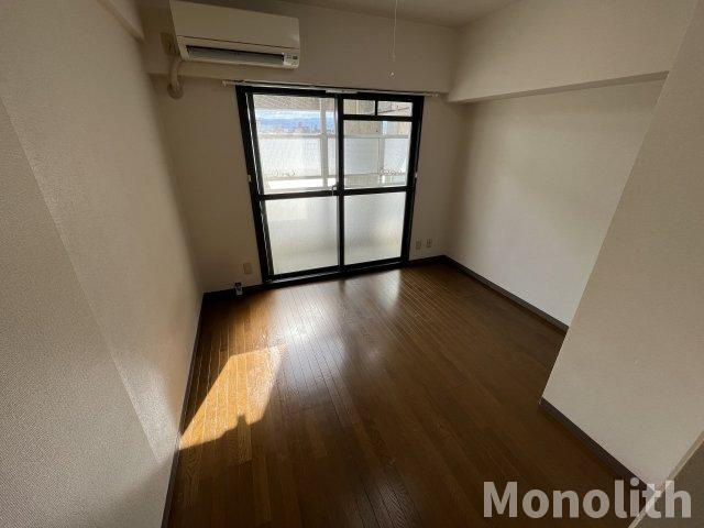 アミケンハイツの居間・リビング