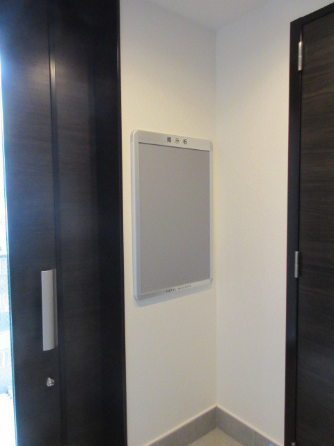 MI Apartmentのロビー|★掲示板★