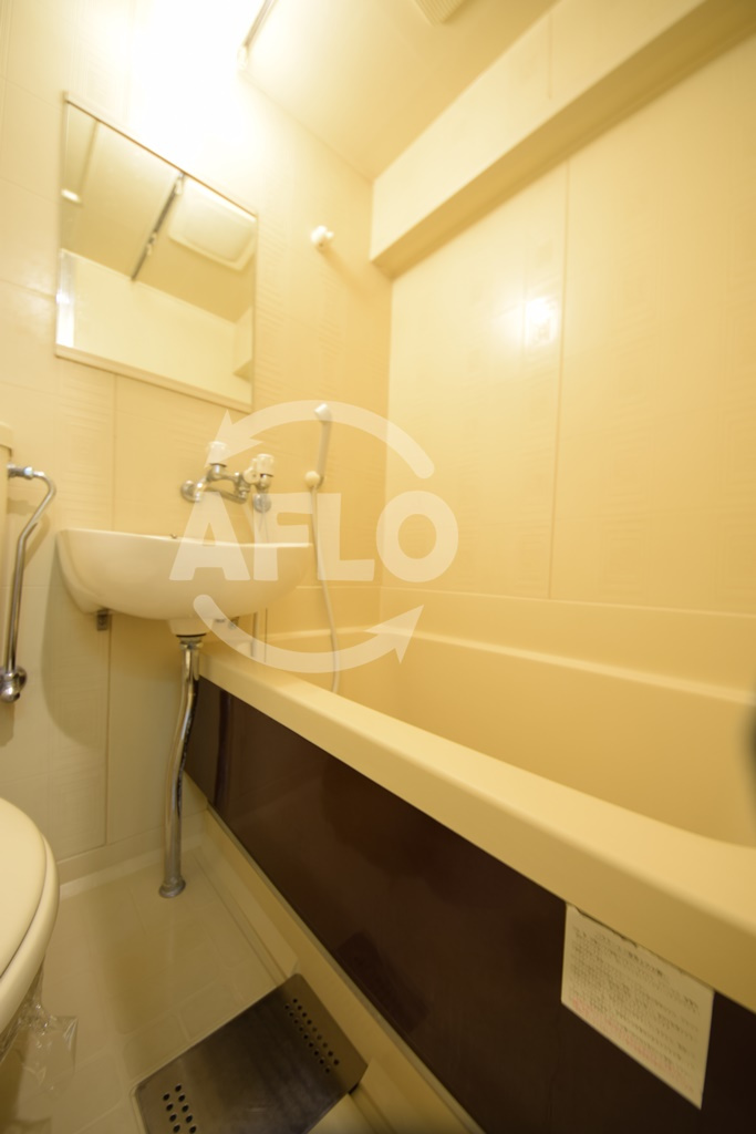 メロディーハイム夕陽丘の浴室|メロディーハイム夕陽丘　風呂