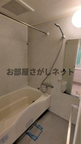 レジディア新川の浴室