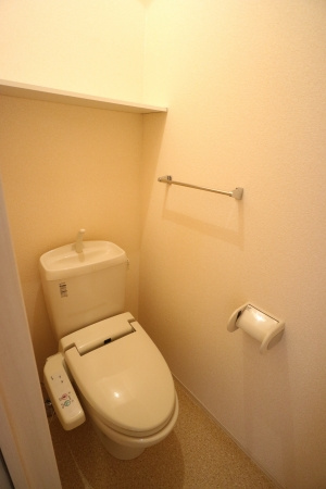 キャンフル　ローレルのトイレ|パース写真