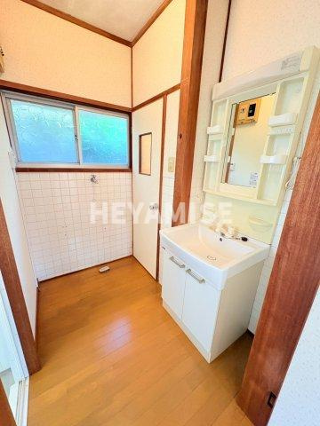 長崎市中小島１丁目の中古一戸建の脱衣所