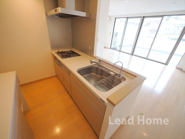 【キッチン】 | フォルム代々木公園リベディア | リフォーム前の室内の写真になります。