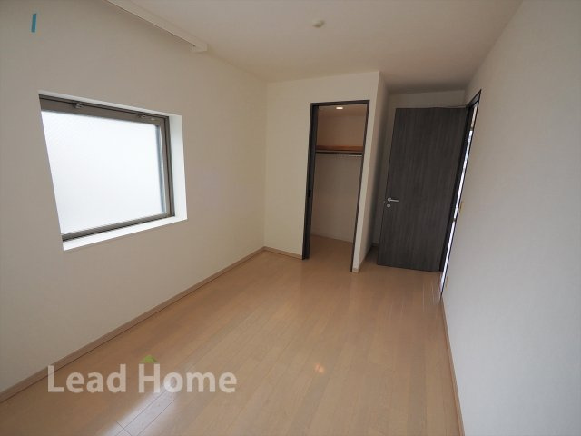 【洋室】 | フォルム代々木公園リベディア | リフォーム前の室内の写真になります。