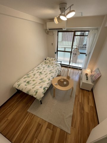 パークビレッジ　の居間・リビング|※モデルルームです（家具家電は撤去します）