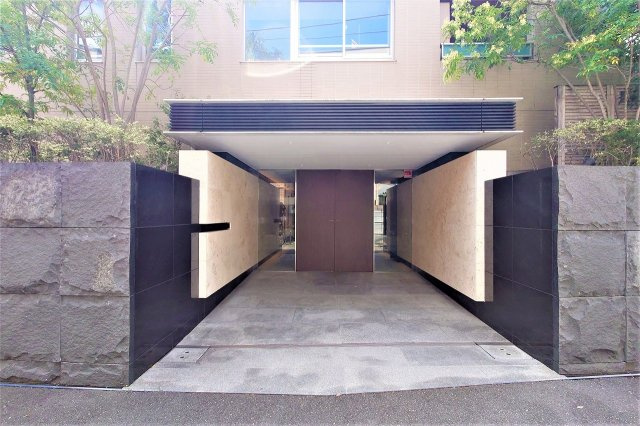 【エントランス】 | オープンレジデンシア代々木ザ・ハウス