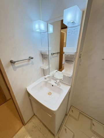 ドルフエンデの独立洗面台