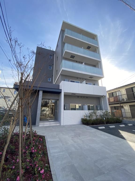 江戸川区西小岩３丁目の賃貸マンションの外観