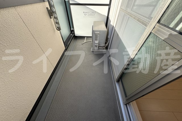 アルム久宝寺のバルコニー|外からの目が気にならないバルコニーで洗濯物が干せます