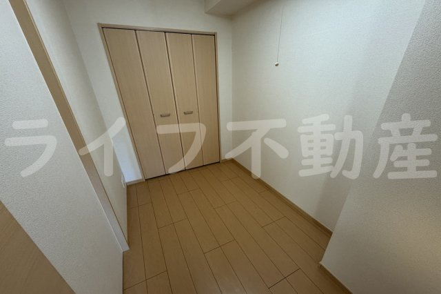 アルム久宝寺の洋室|ゆったりした洋室です