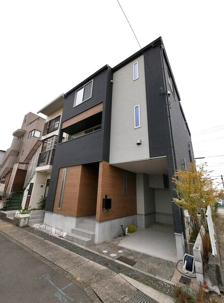 中村区岩塚町２丁目戸建