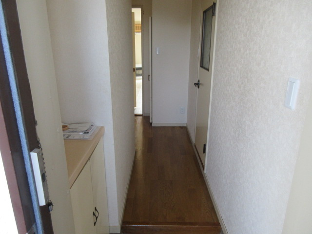 レジデンス西岡の玄関