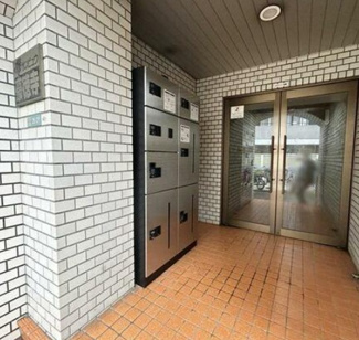 【エントランス】