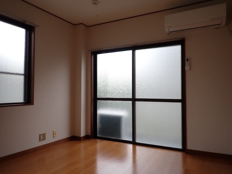 ハイツカブラキの居間・リビング