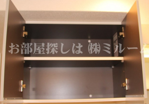 フェリスアンナの収納|上部収納（同一仕様写真）