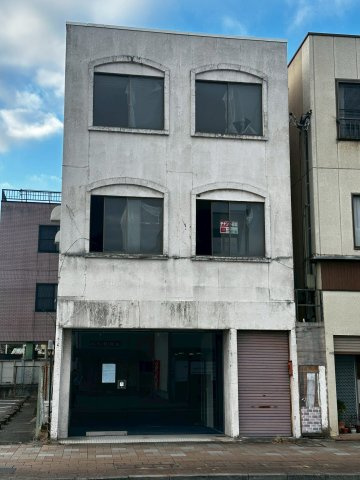 田野ビル一棟の外観