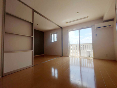 【居間・リビング】 | ピーヌス カウダ