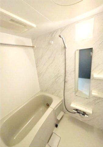 メイクスWアート横浜関内の浴室