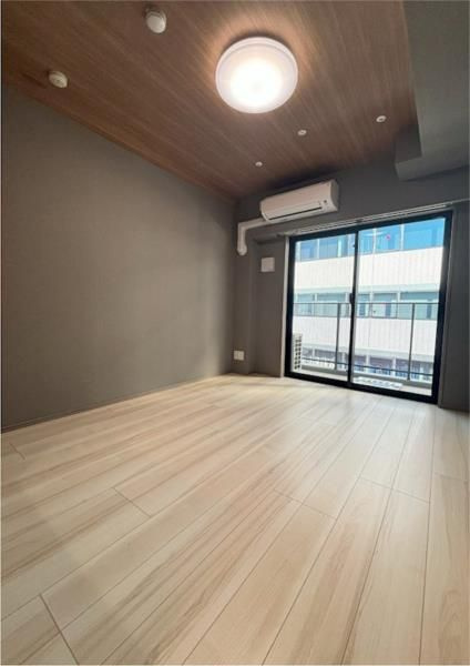 メイクスWアート横浜関内の居間・リビング