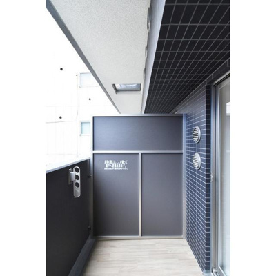 【バルコニー】 | エスリード難波ザ・ゲート